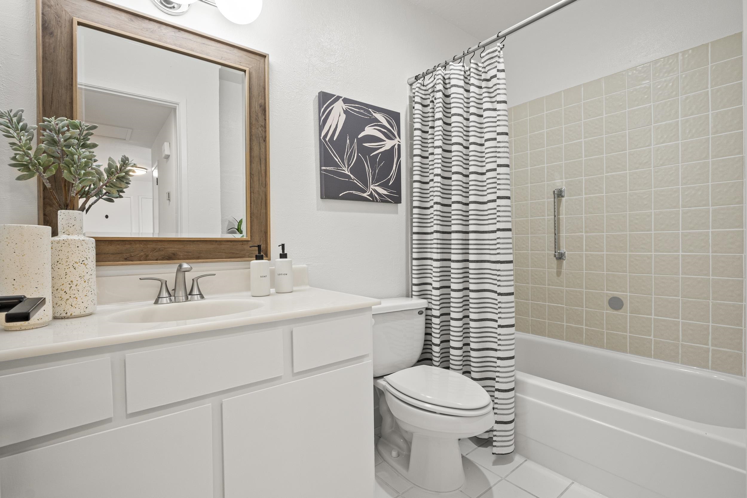 19100 Crest Ave # 100