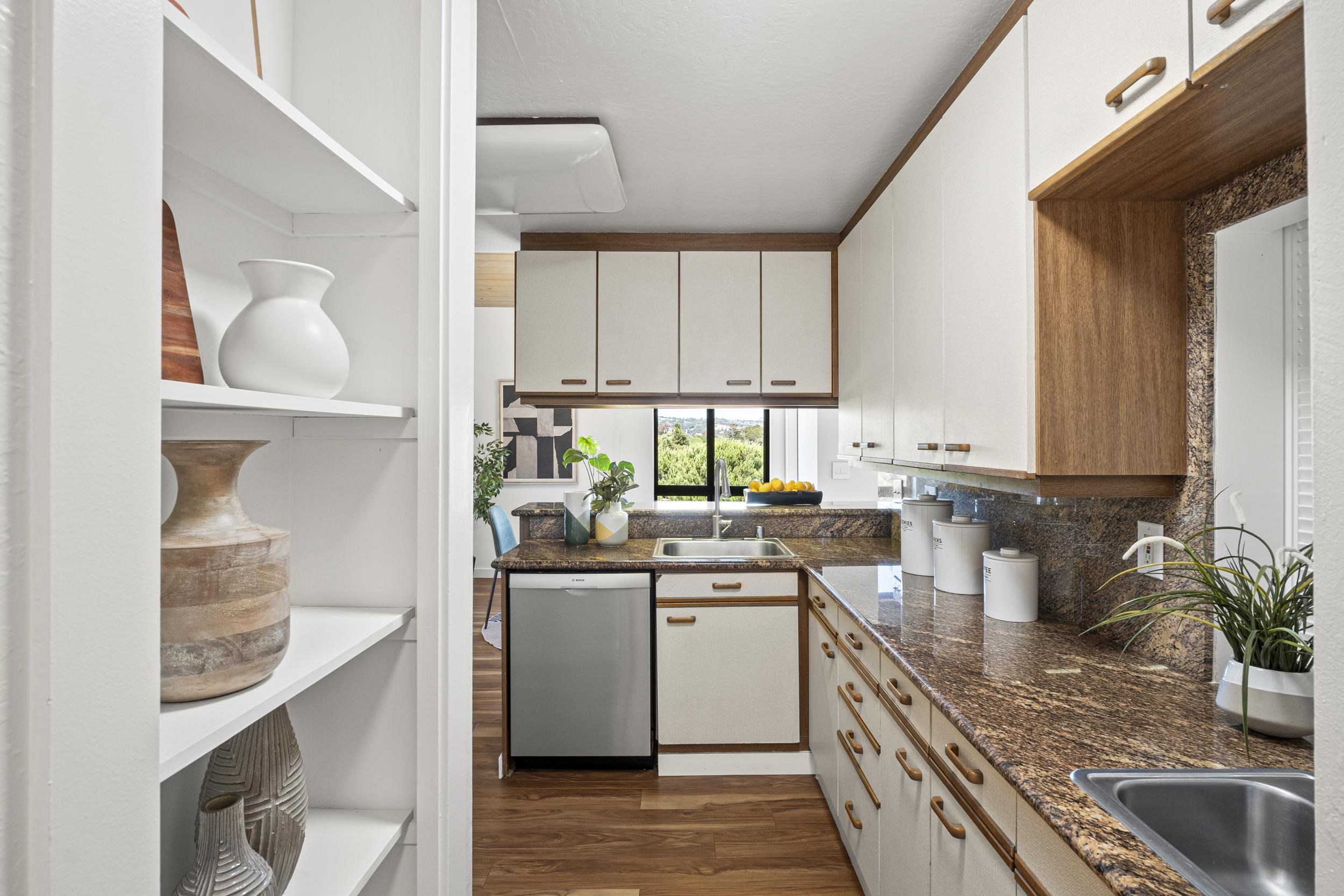 19100 Crest Ave # 100