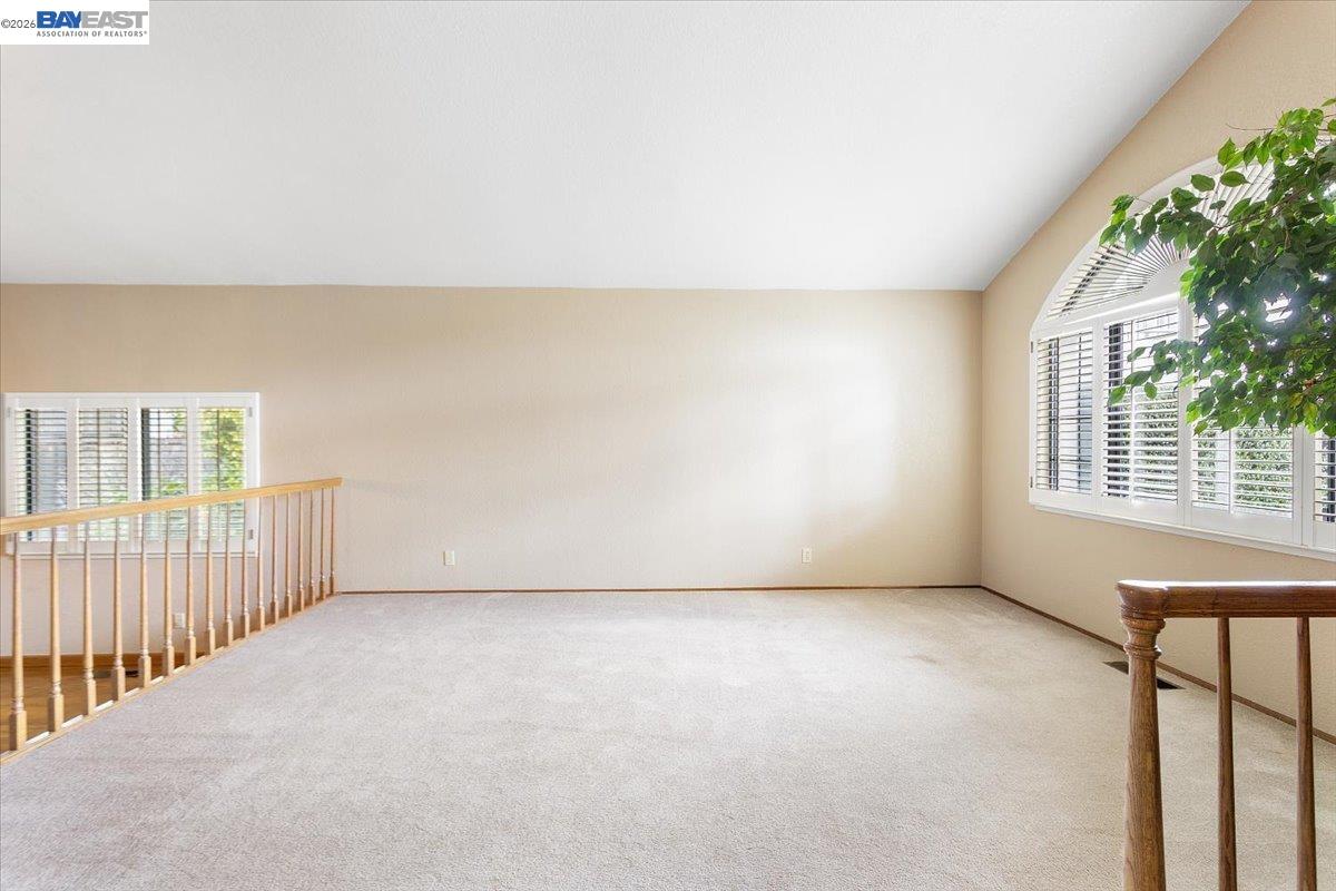 6444 Boone Dr