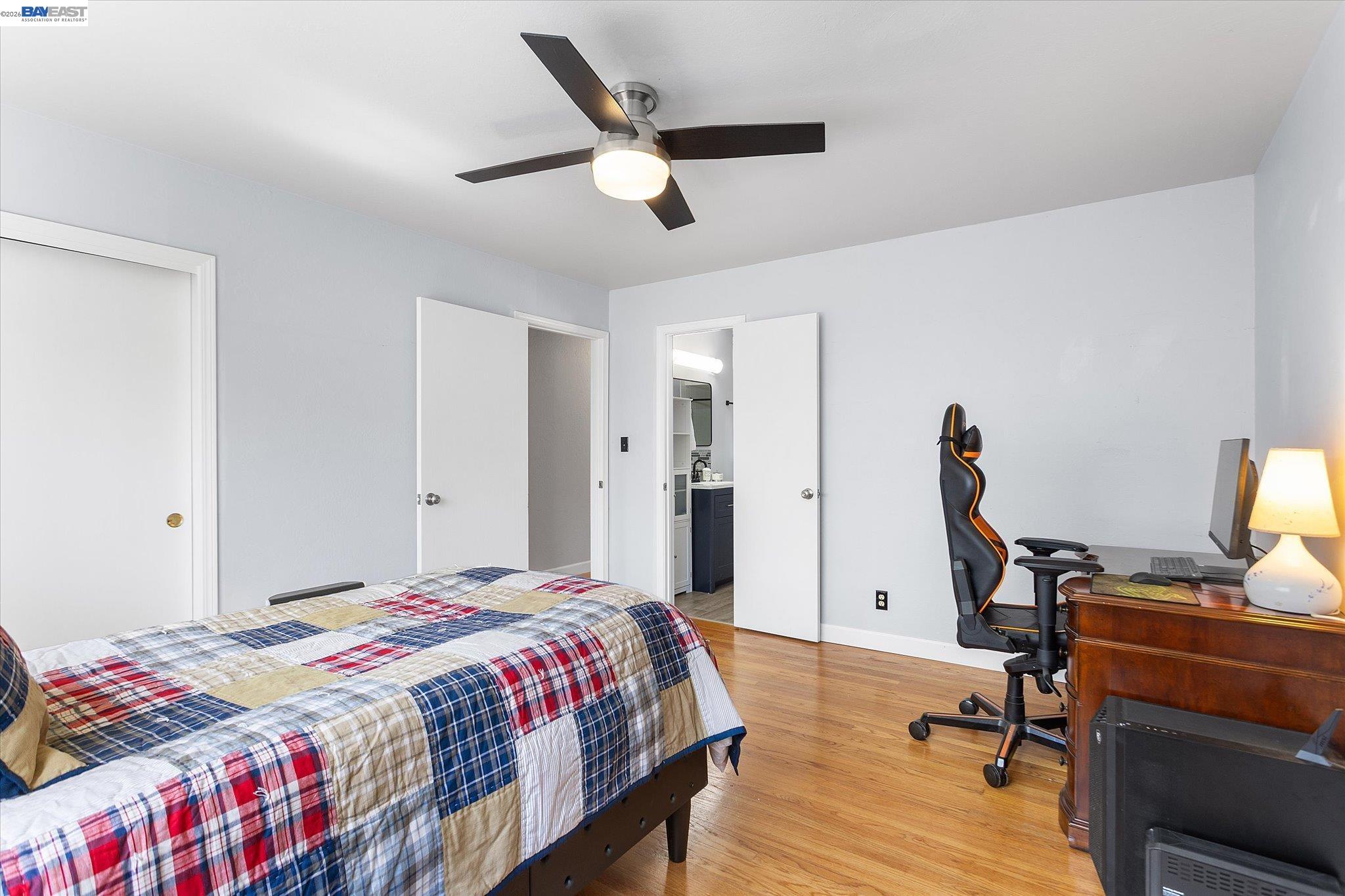24805 Canyon View Ct