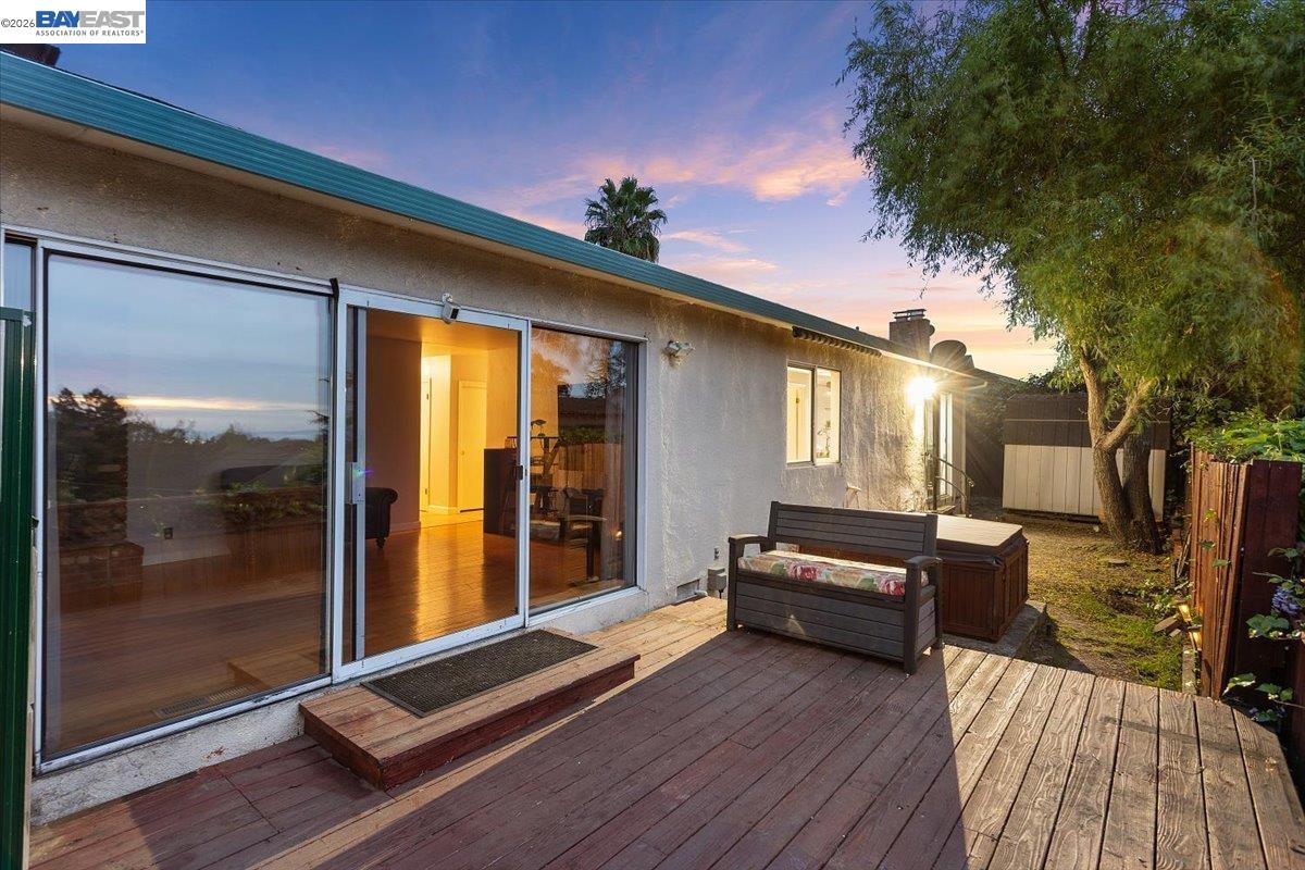 24805 Canyon View Ct