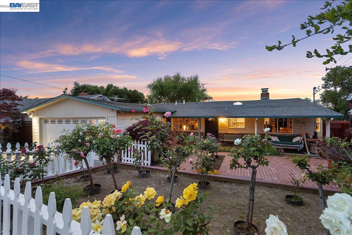 24805 Canyon View Ct