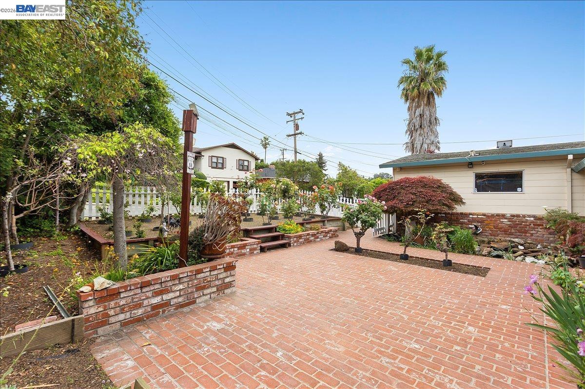 24805 Canyon View Ct