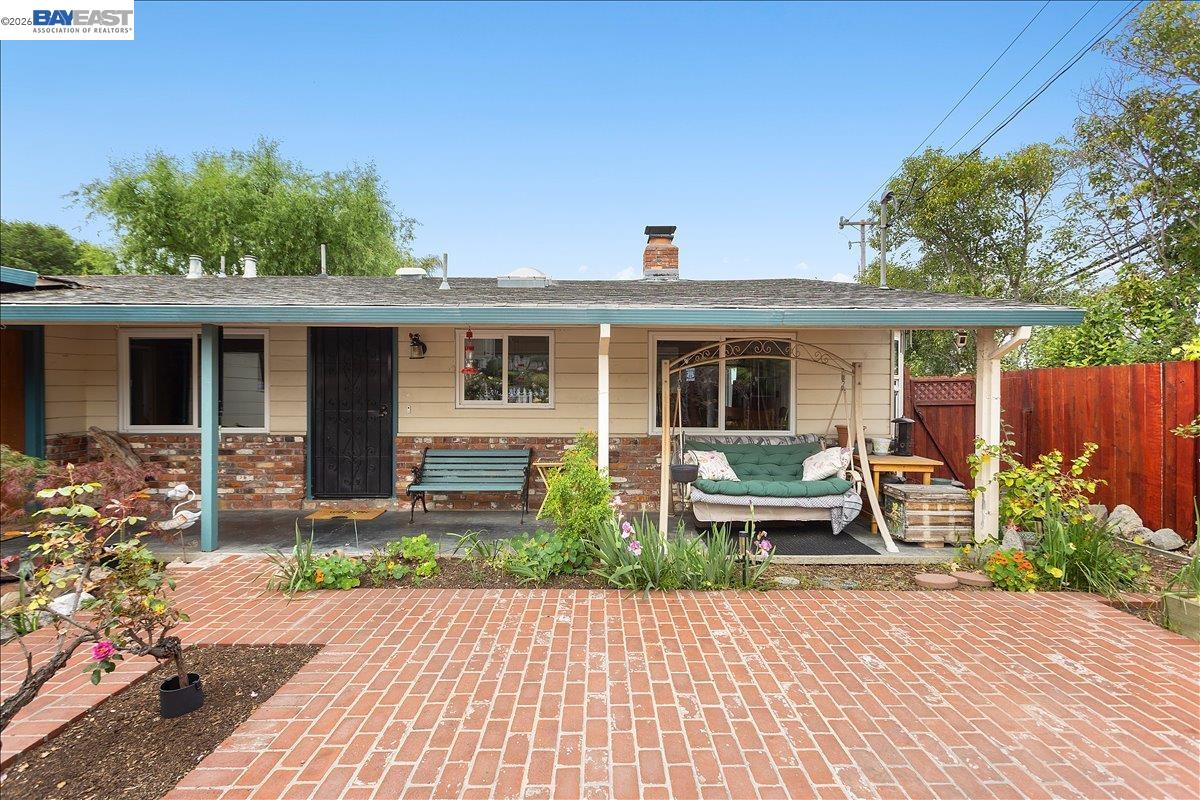 24805 Canyon View Ct