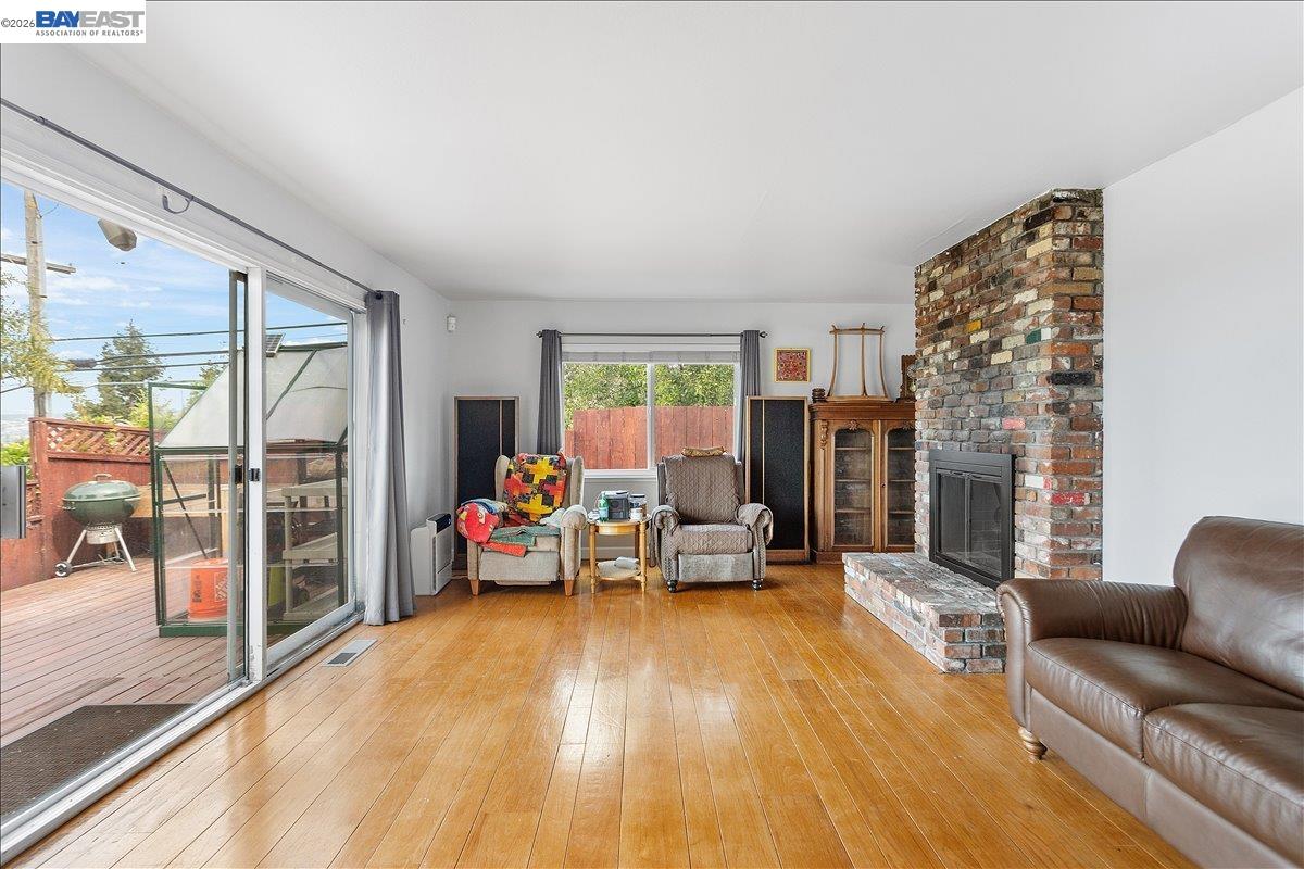 24805 Canyon View Ct