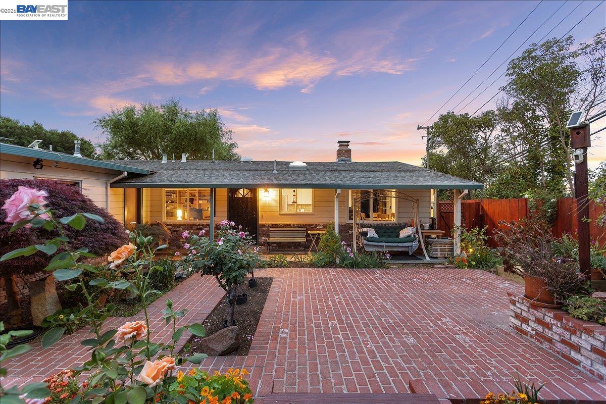 24805 Canyon View Ct