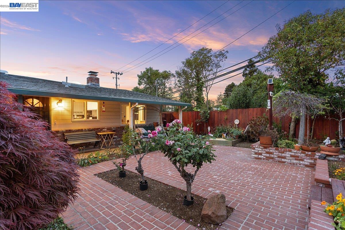 24805 Canyon View Ct