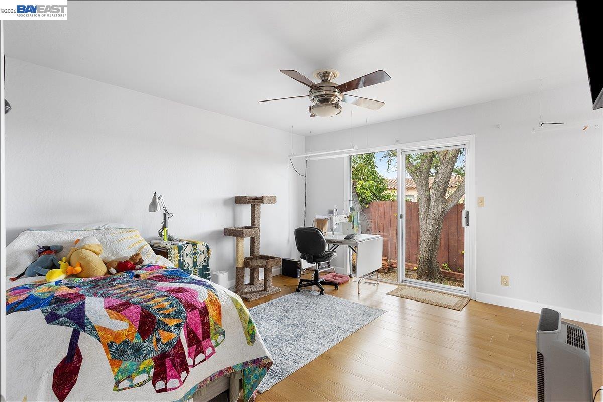 24805 Canyon View Ct