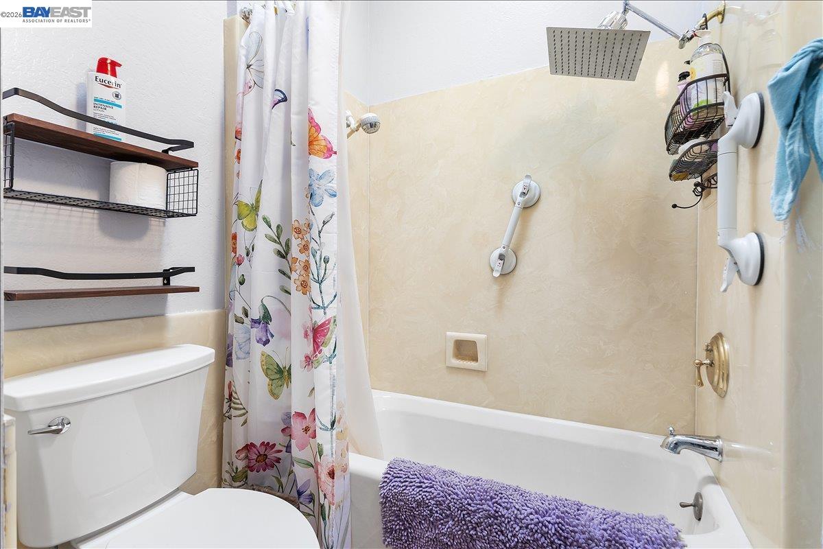 24805 Canyon View Ct