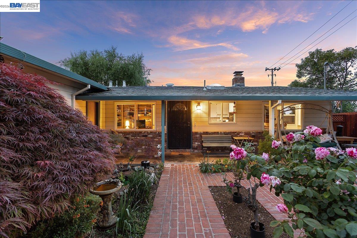 24805 Canyon View Ct