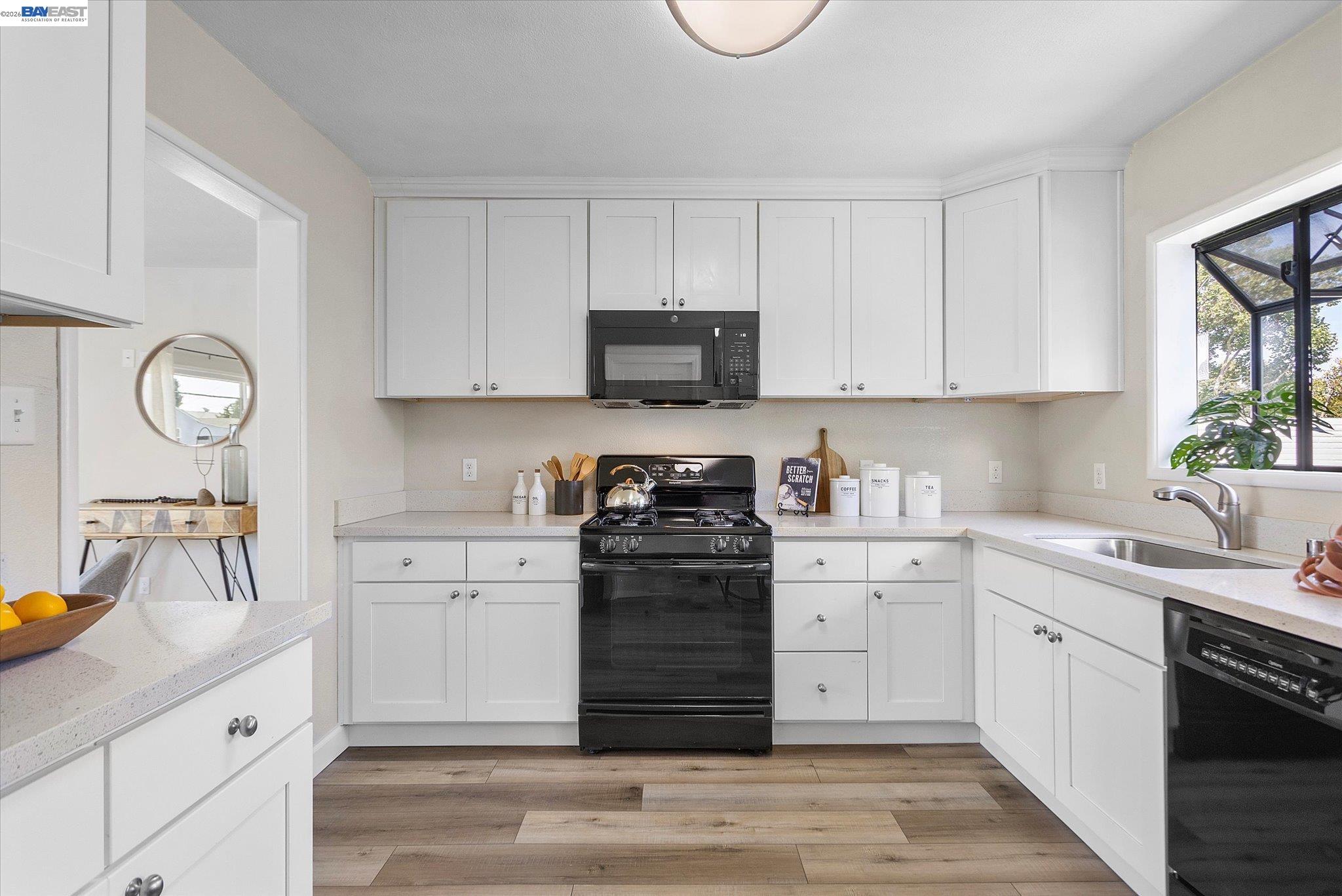 1220 Gilmore Dr