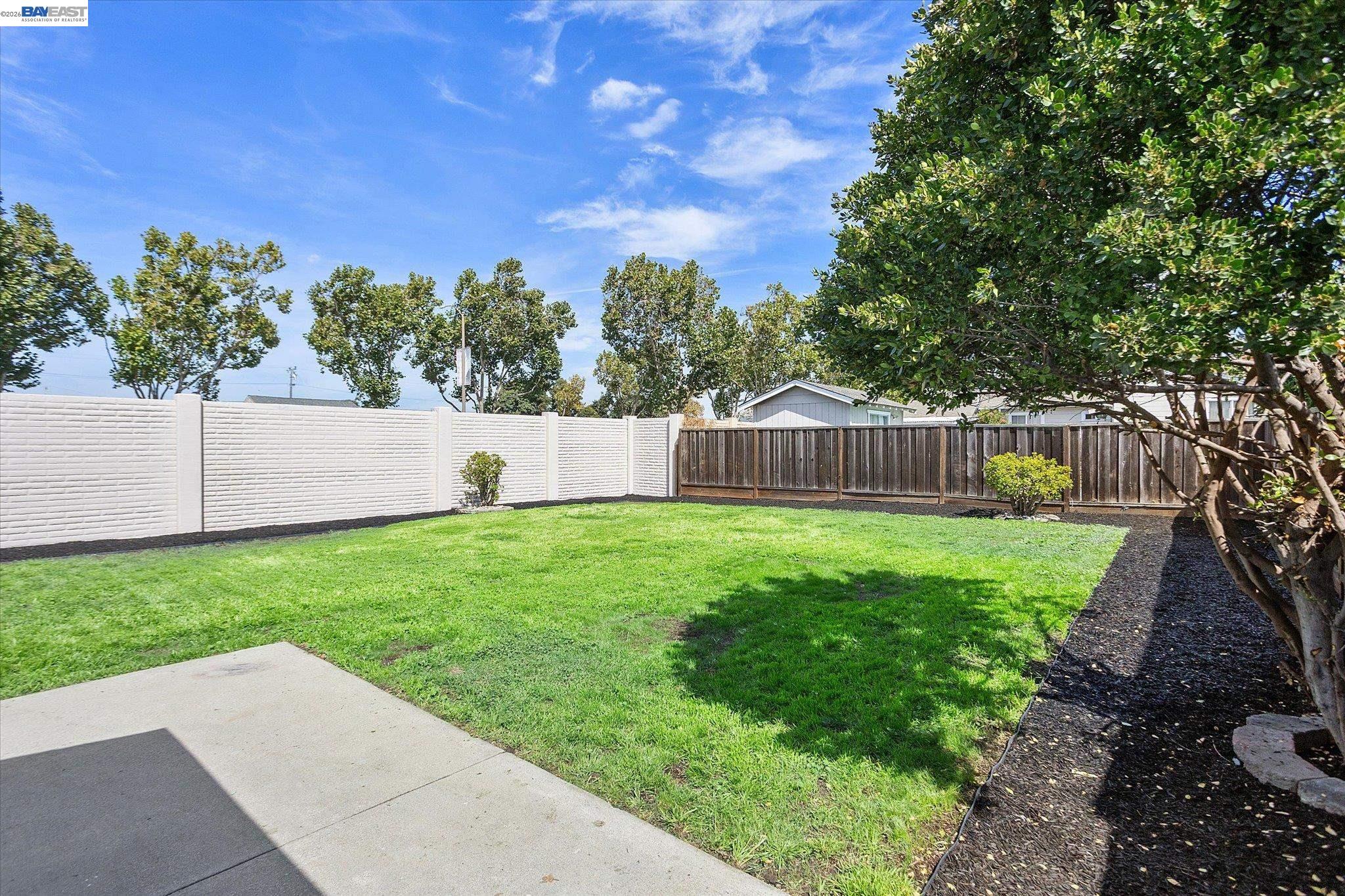 1220 Gilmore Dr