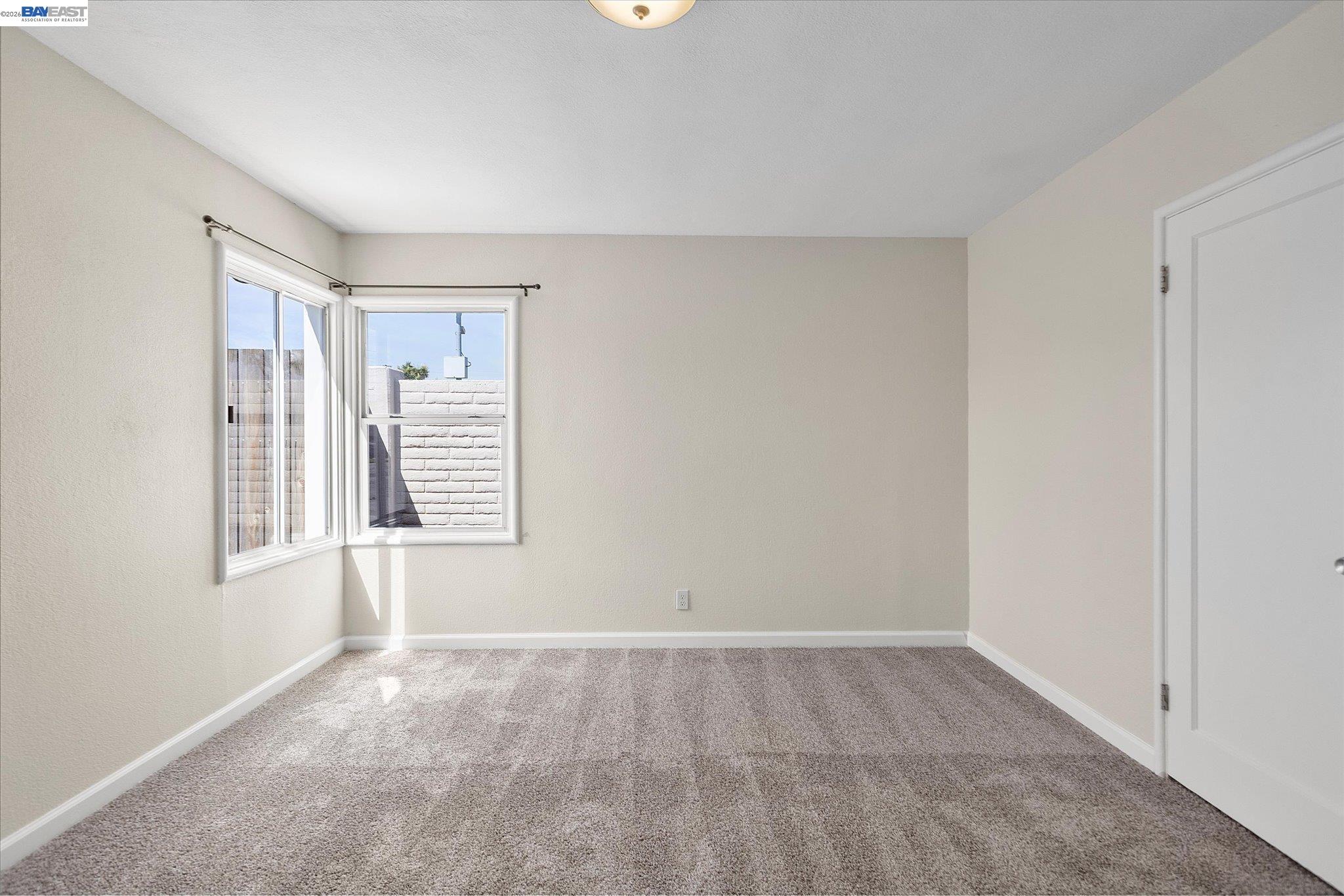 1220 Gilmore Dr