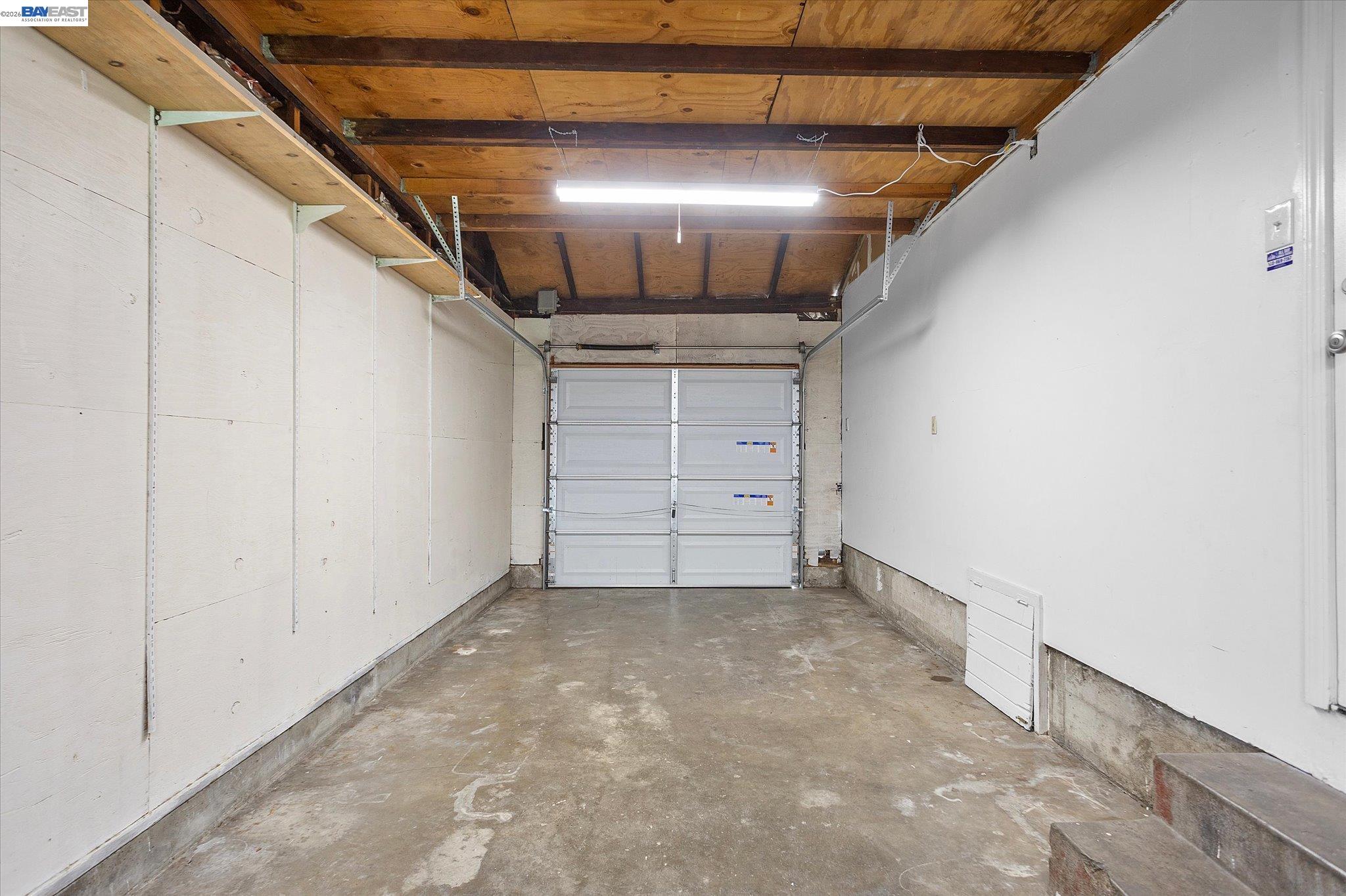 1220 Gilmore Dr