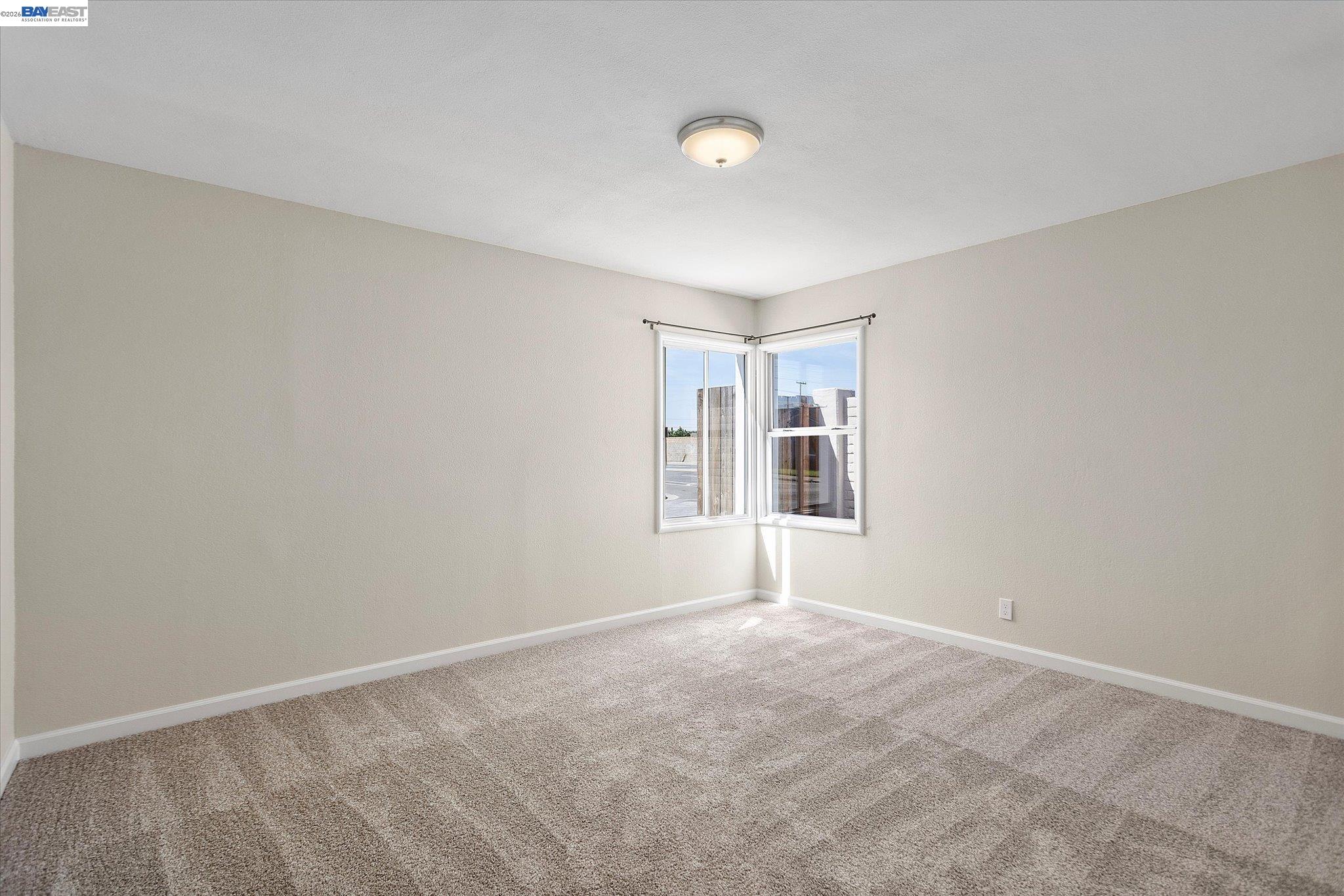 1220 Gilmore Dr