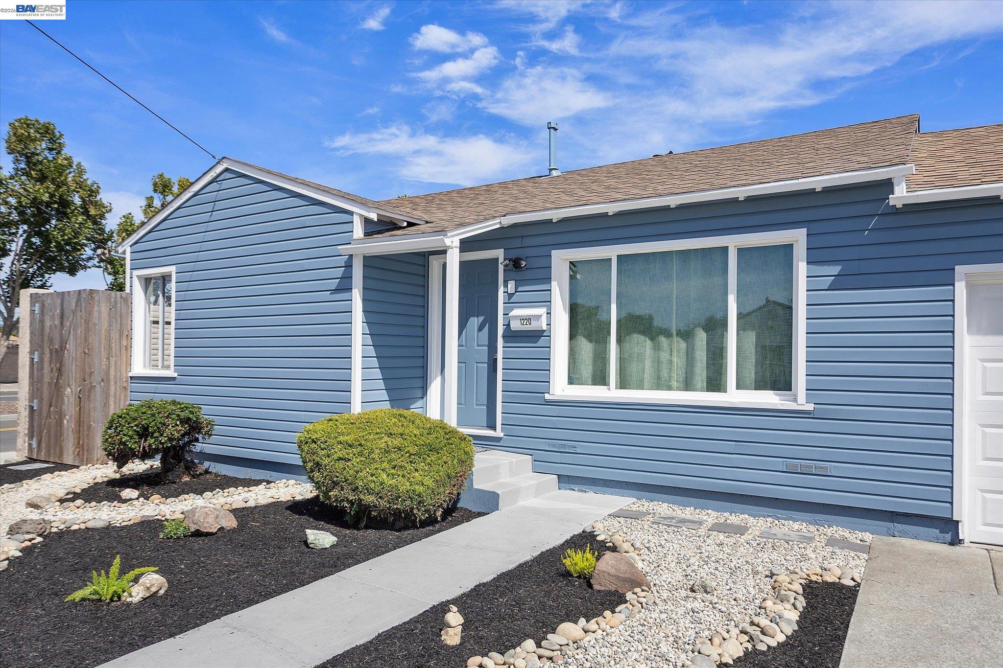 1220 Gilmore Dr