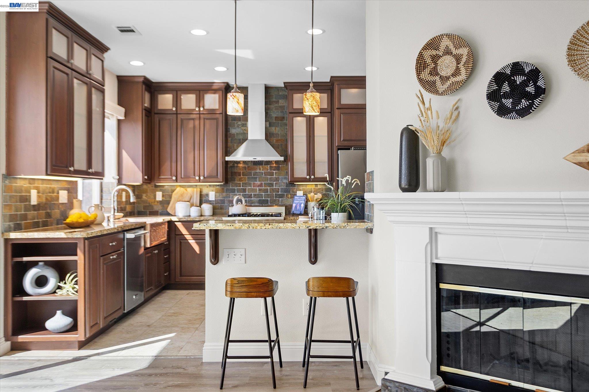 7892 Pineville Cir