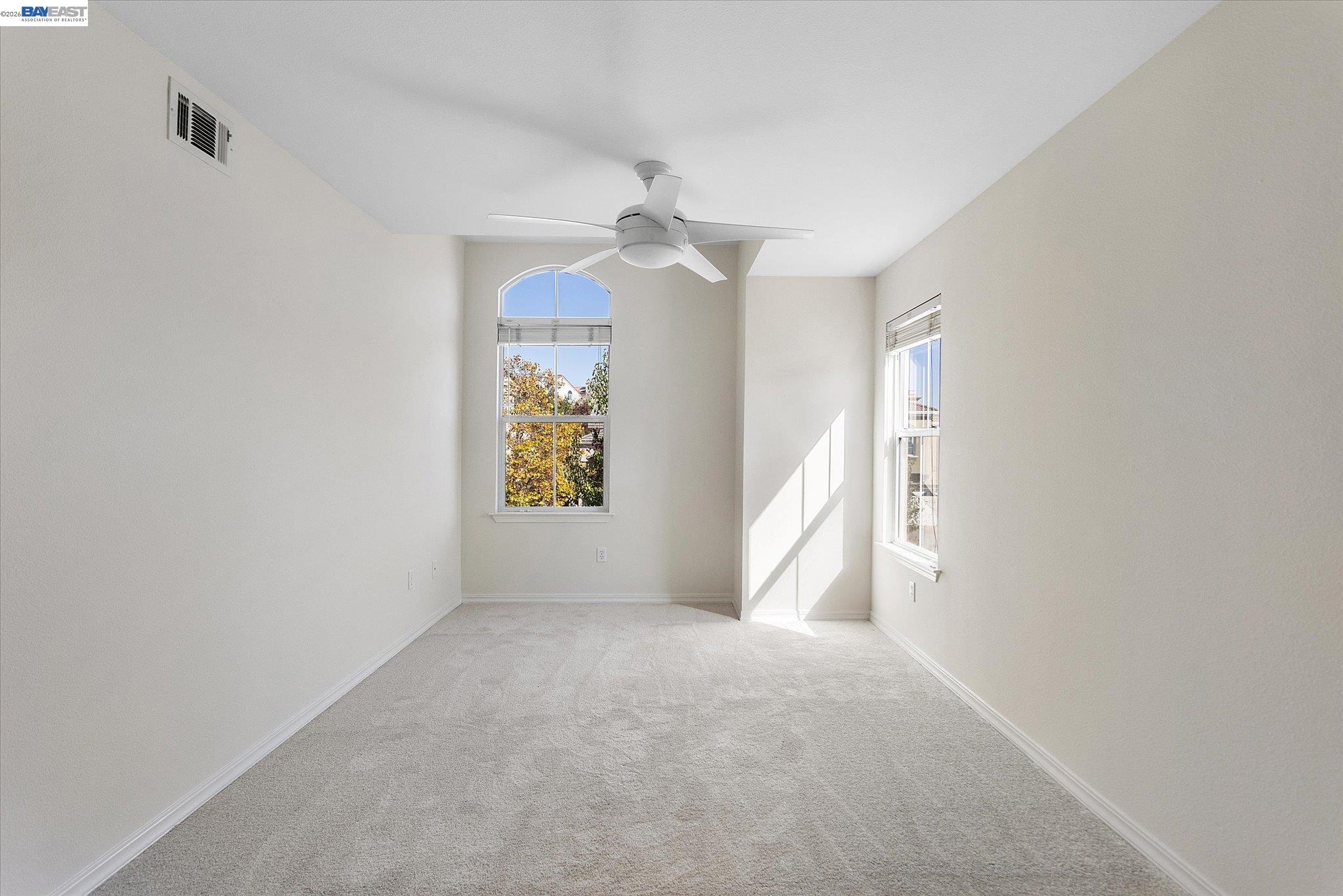 7892 Pineville Cir