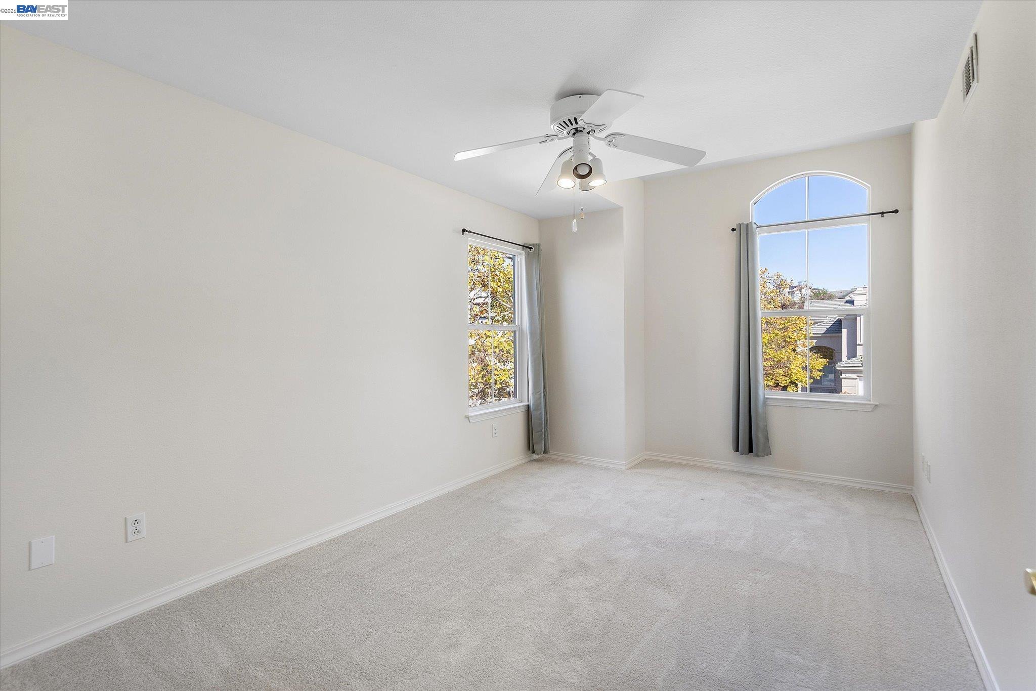 7892 Pineville Cir