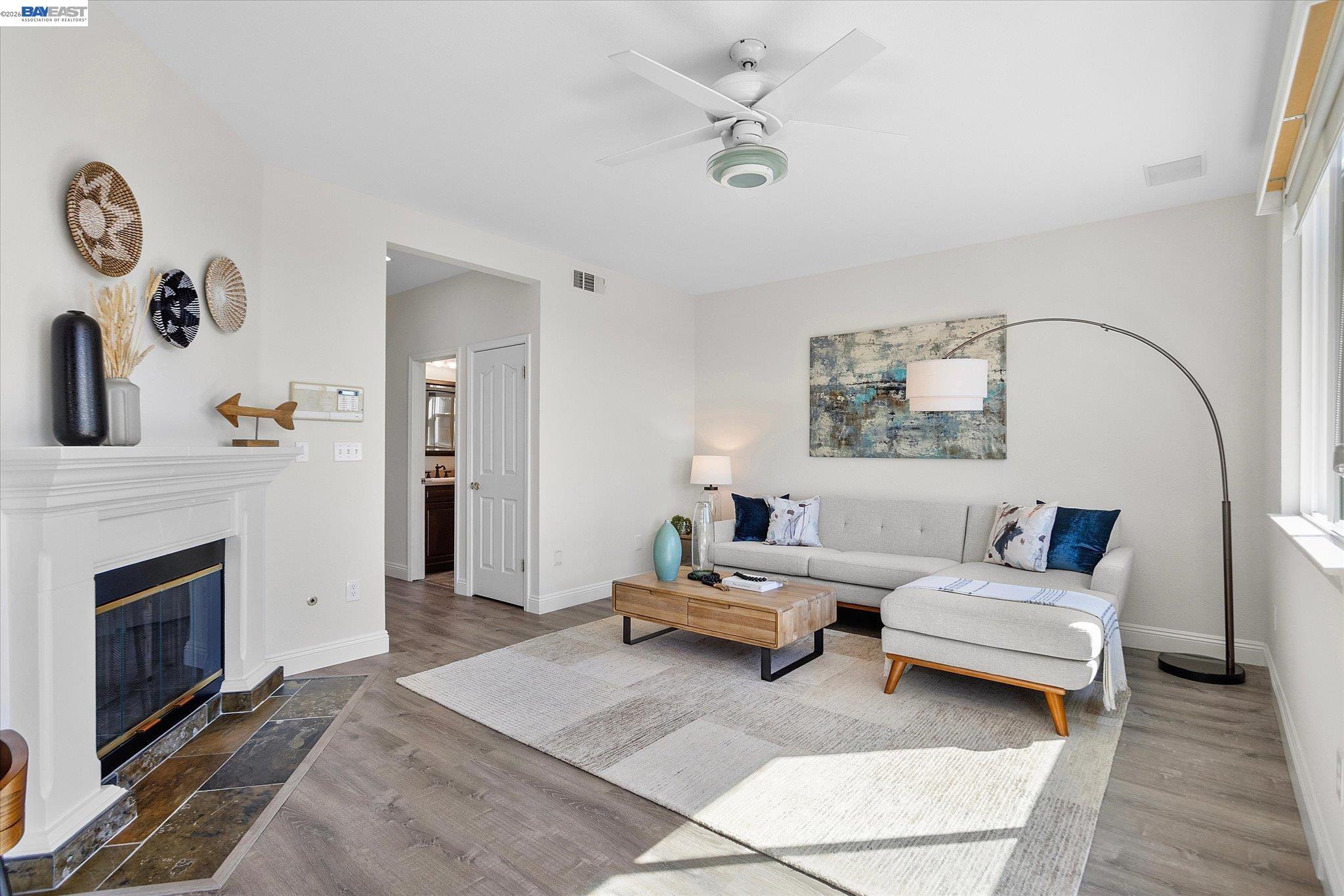 7892 Pineville Cir