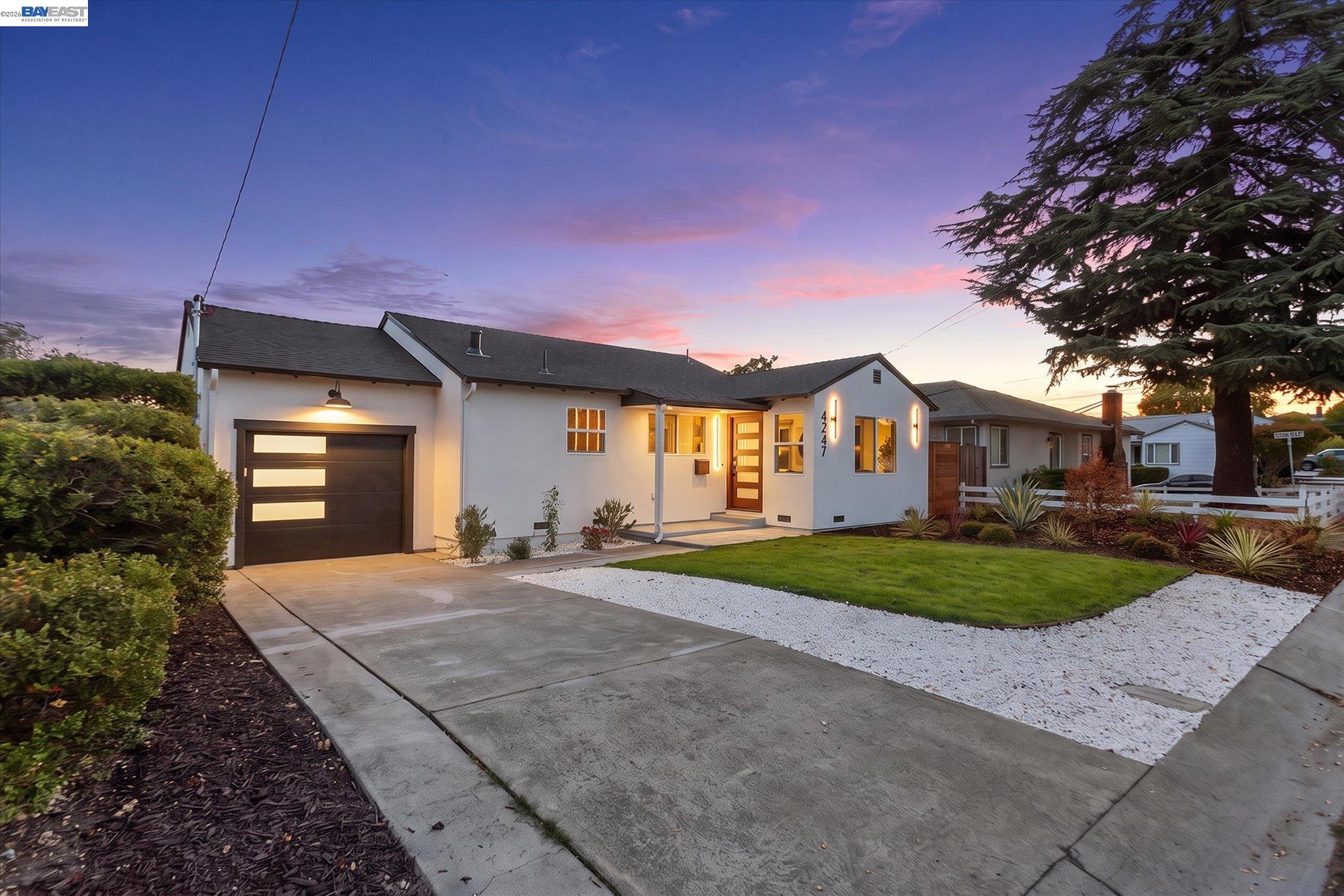 4247 Gem Ave