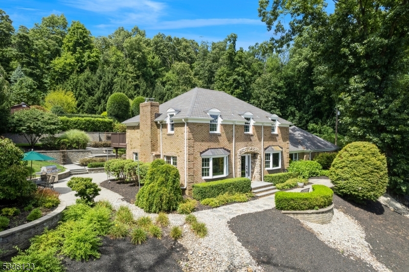 22 Tanners Brook Rd