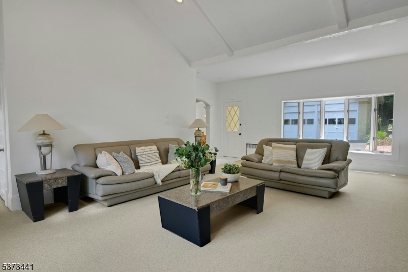 71 Ball Rd