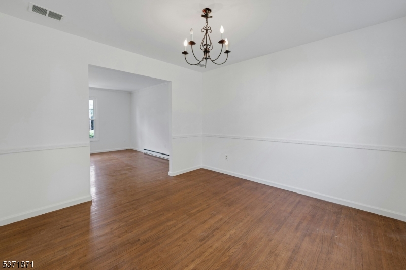 109 Knoll Rd