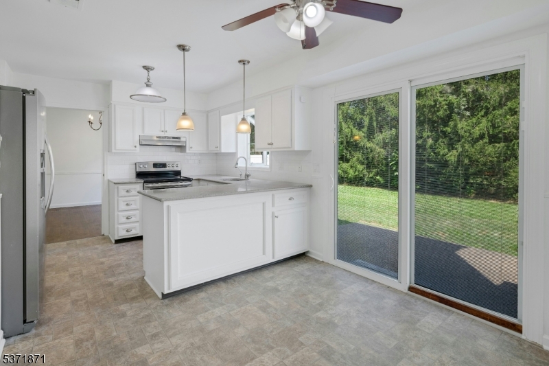 109 Knoll Rd