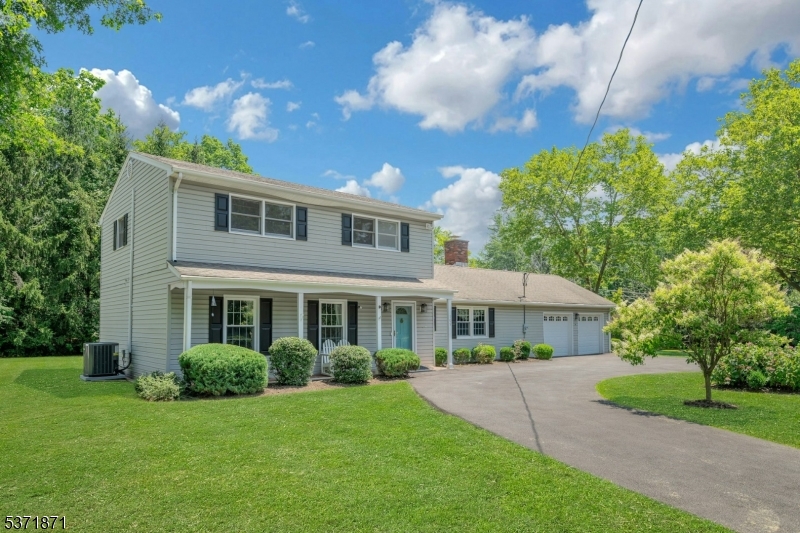 109 Knoll Rd