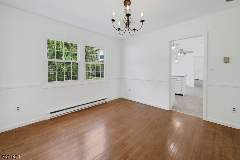 109 Knoll Rd