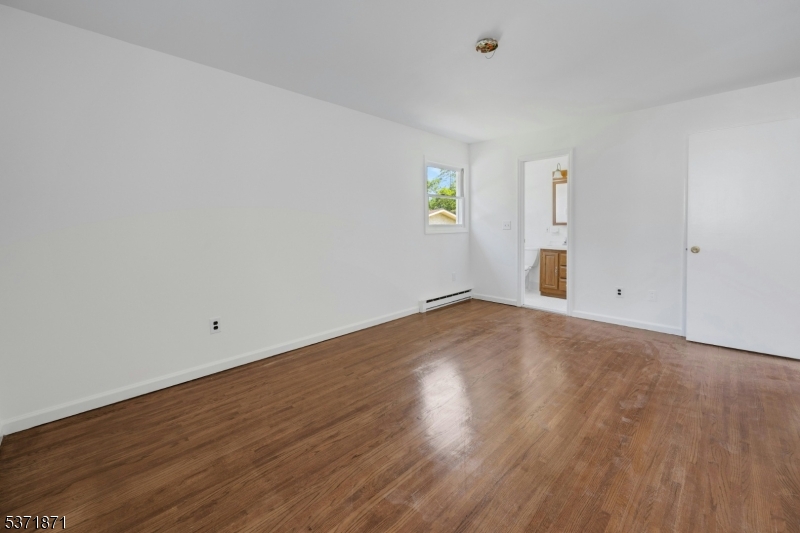 109 Knoll Rd