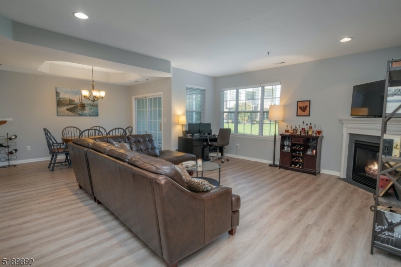 45 Taft Ln