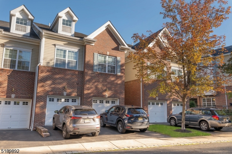45 Taft Ln