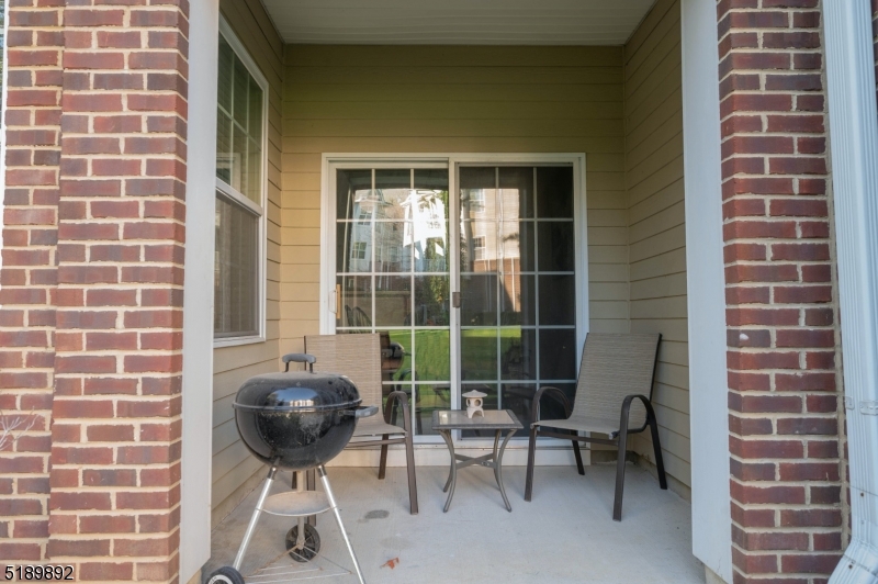 45 Taft Ln