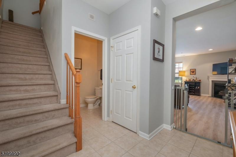 45 Taft Ln