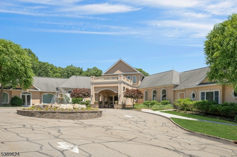 2108 Franklin Ln