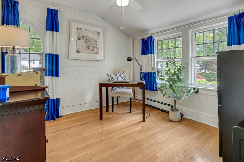 122 Kenilworth Rd