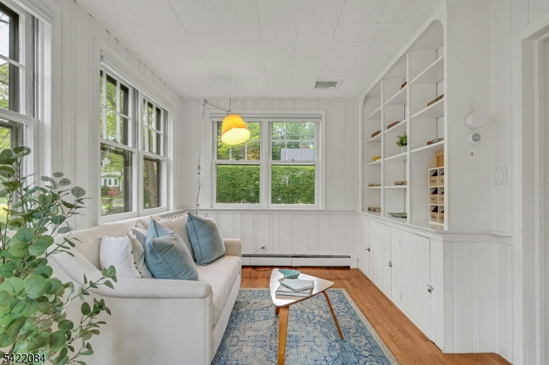 122 Kenilworth Rd