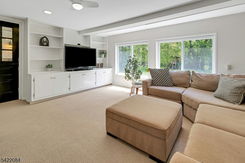 122 Kenilworth Rd