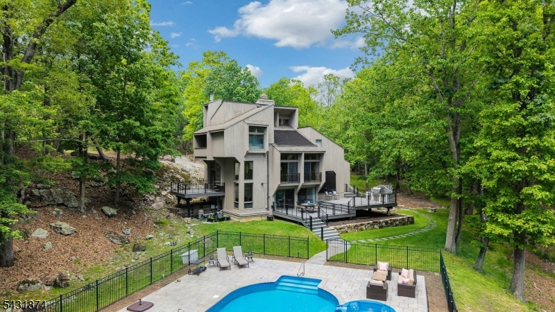 5 Audubon Trail