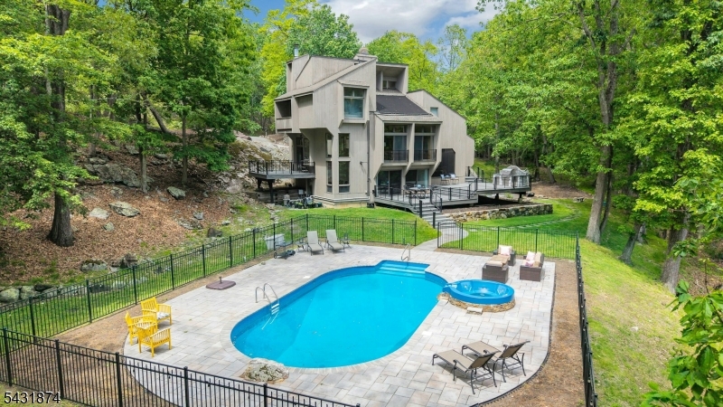 5 Audubon Trail