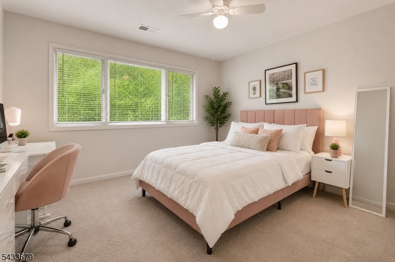 7 Newcastle Ct