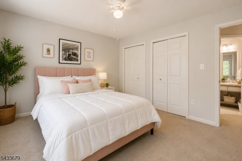 7 Newcastle Ct
