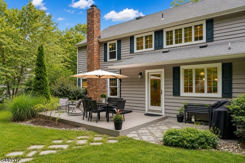 34 Wilcox Dr