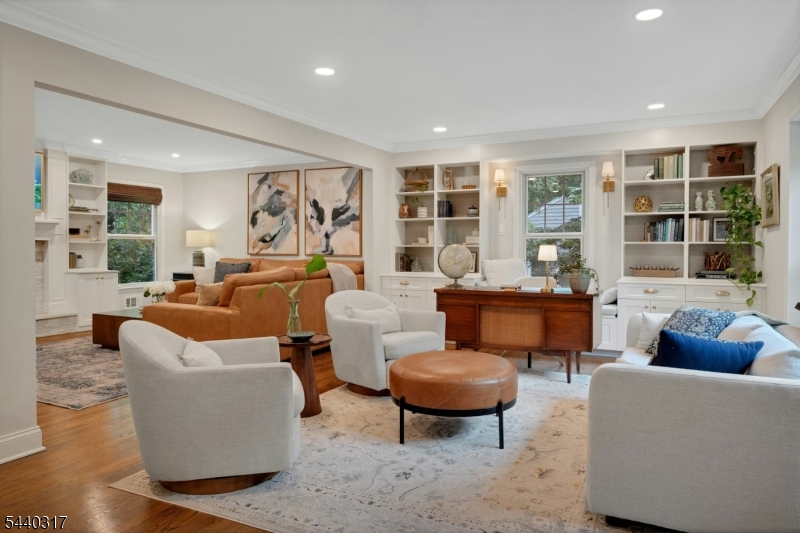 34 Wilcox Dr