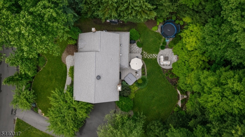 34 Wilcox Dr