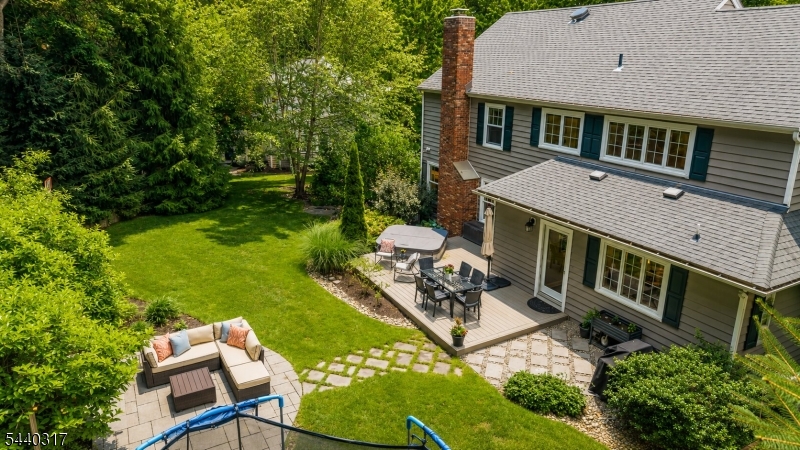 34 Wilcox Dr