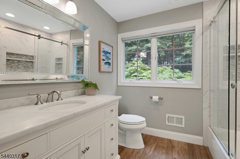 34 Wilcox Dr