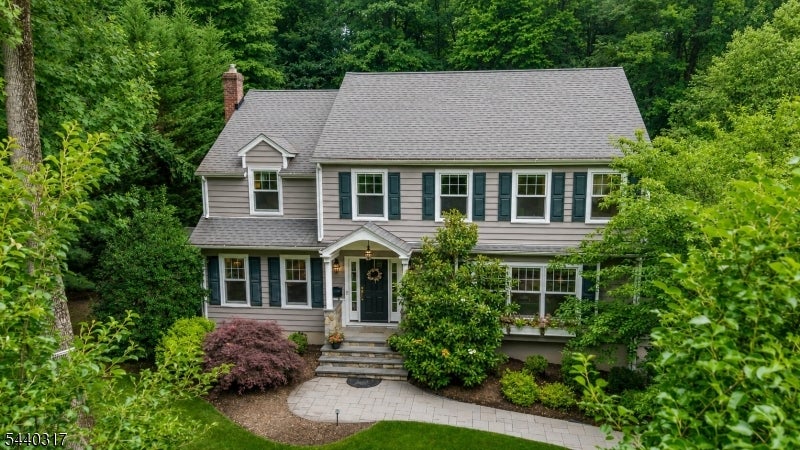 34 Wilcox Dr